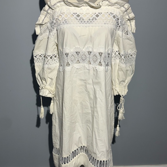 Gracia Dresses & Skirts - Elegant White Lace Dress